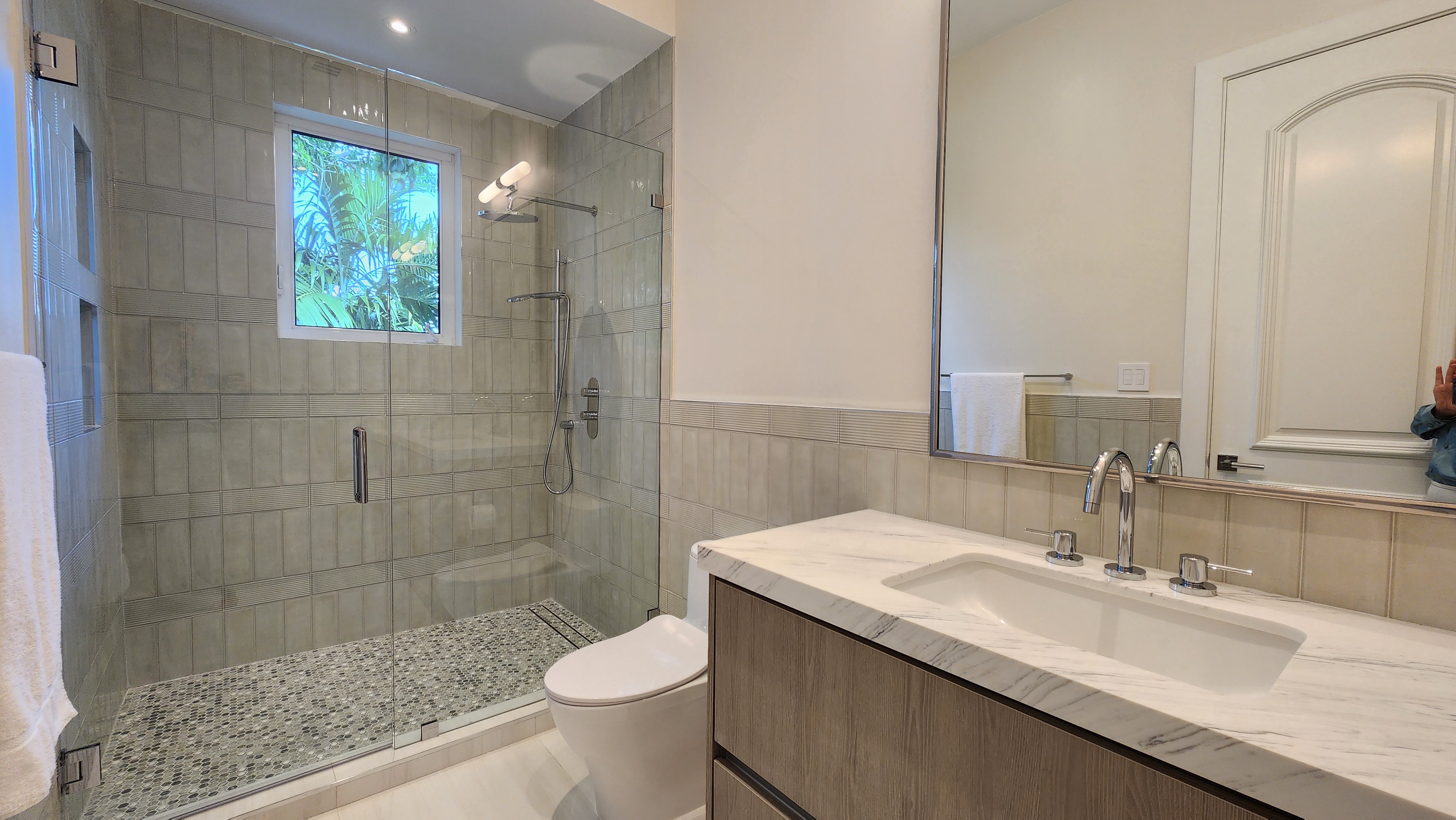 Second bathroom remodel by Maxx Designs